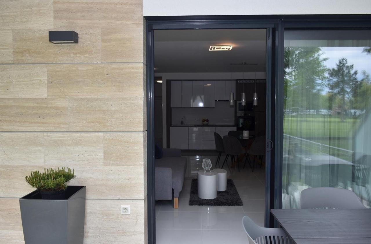 Limerence Apartments Siófok Zewnętrze zdjęcie